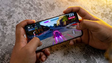 Top Smartphone Features Revolutionizing Online Gaming.